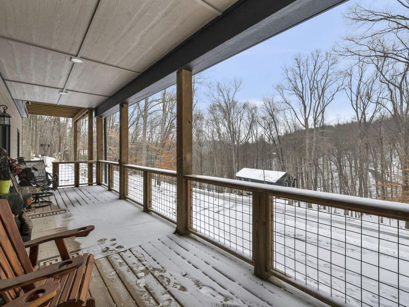 670 Natchez Lane , Sugar Grove, OH 43155 Photo 5