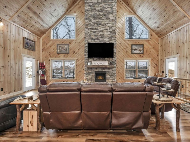 670 Natchez Lane, Sugar Grove, OH 43155 Photo 9