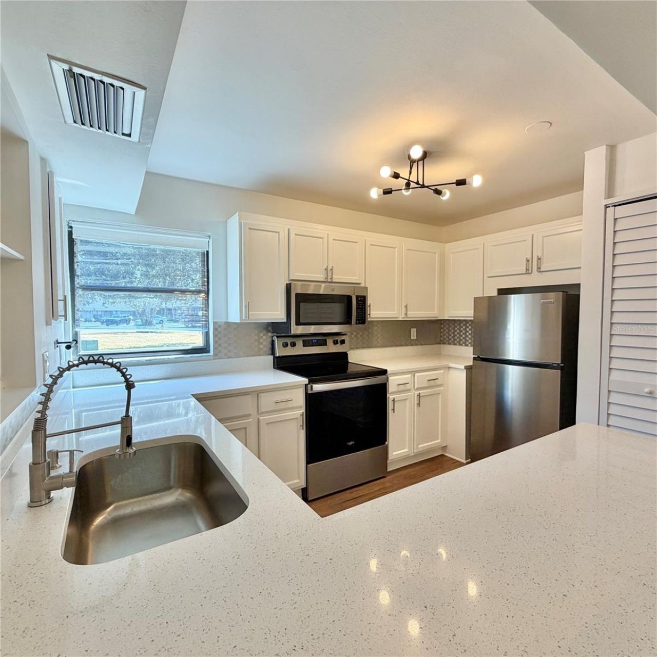 994 N Beneva Road, Unit T2, Sarasota, FL 34232 Photo