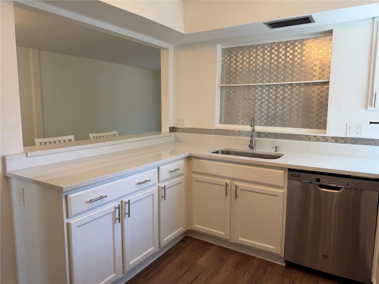 994 N Beneva Road, Unit T2, Sarasota, FL 34232 Photo