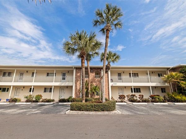 4480 OVERLOOK DRIVE NE, Unit 10, ST PETERSBURG, FL 33703