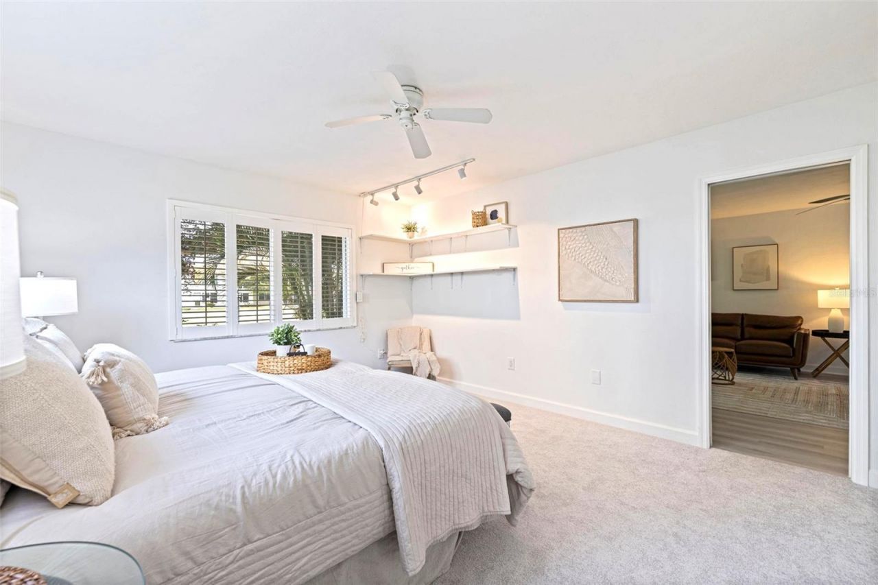 4480 Overlook Drive Ne, Unit 10, Saint Petersburg, FL 33703 Photo