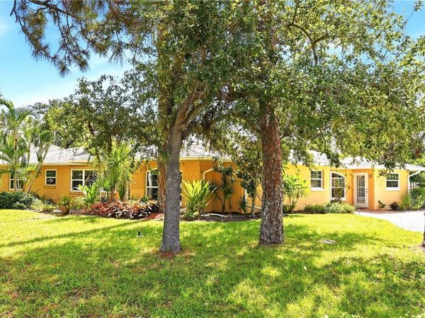 337 HARBOR DRIVE S, VENICE, FL 34285