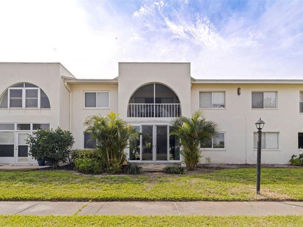 4480 OVERLOOK DRIVE NE, Unit 12, ST PETERSBURG, FL 33703