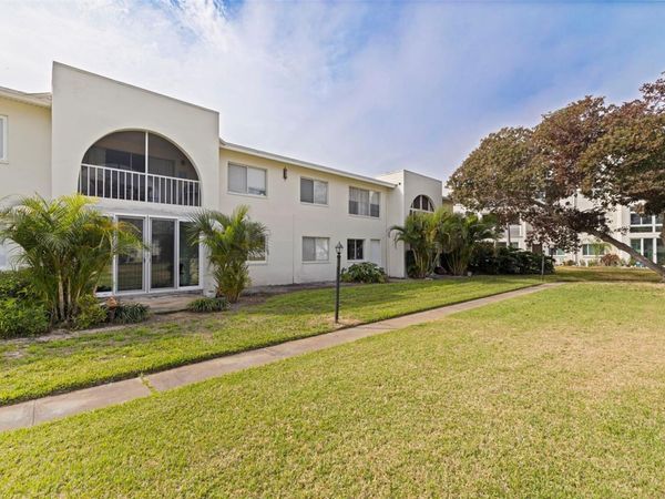 4480 OVERLOOK DRIVE NE, Unit 12, ST PETERSBURG, FL 33703