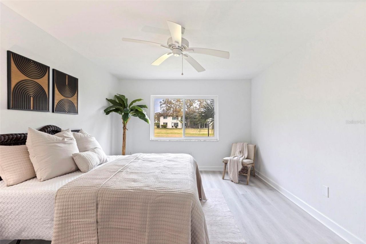 4480 Overlook Drive Ne, Unit 12, Saint Petersburg, FL 33703 Photo