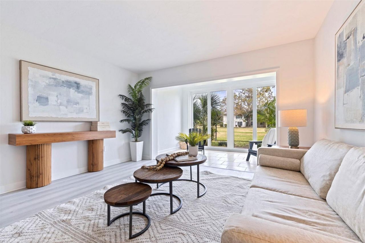 4480 Overlook Drive Ne, Unit 12, Saint Petersburg, FL 33703 Photo
