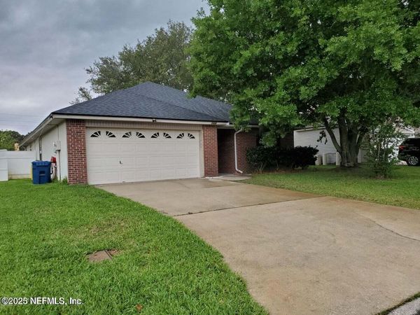 1058 WATERFALL Drive, Jacksonville, FL 32225