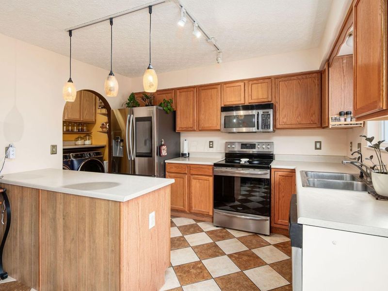 1429 Milridge Drive, Marysville, OH 43040 Photo 12