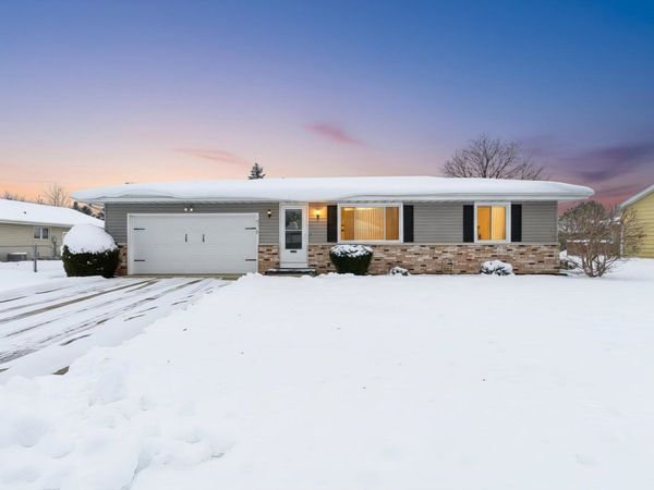 2117 S Arch Street, Janesville, WI 53546