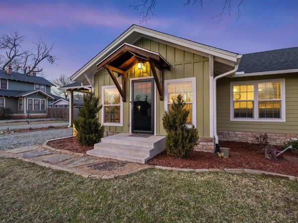 110 E Houston Street, Leonard, TX 75452