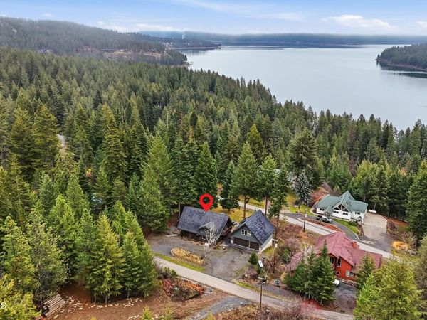 21651 S Lakeview Dr , Worley, ID 83876