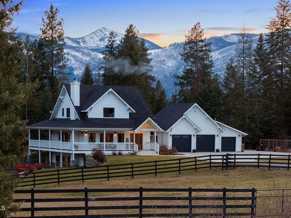 354 Buena Vista Rd , Bonners Ferry, ID 83805