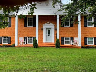 112 Hickory Way, Madison Heights, VA 24572