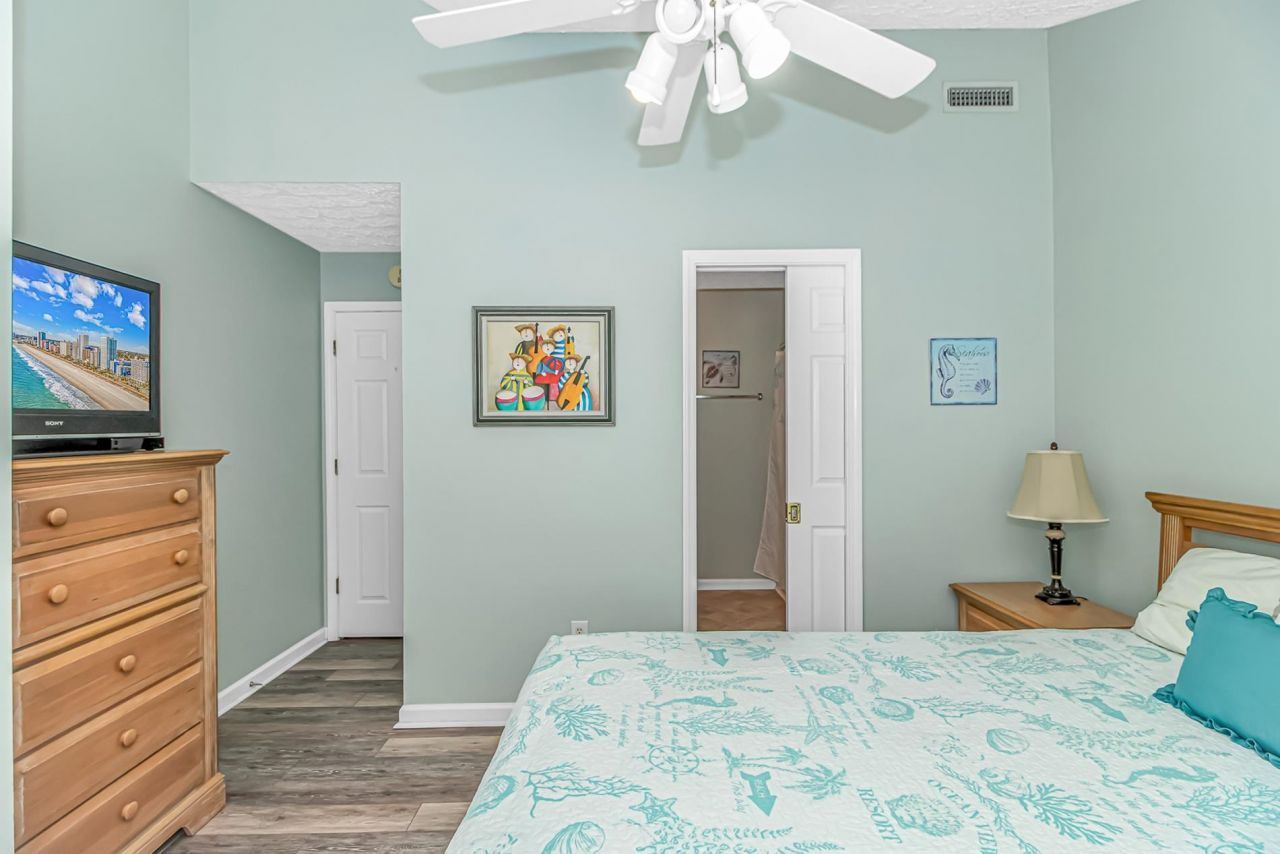 6001-1168 S Kings Hwy.  Photo 13