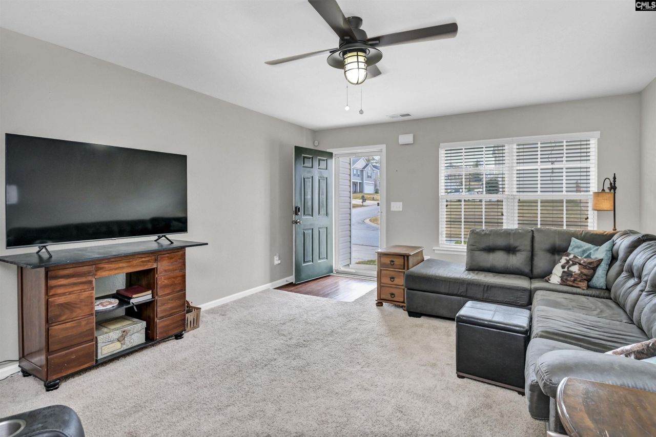 112 Feather Site Lane  Photo 4