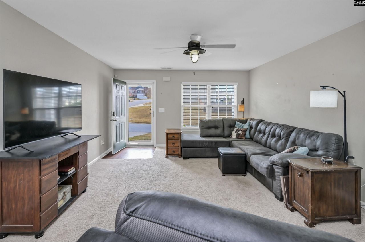 112 Feather Site Lane  Photo 5