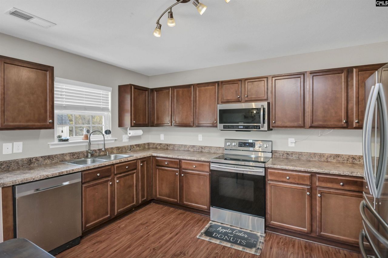 112 Feather Site Lane  Photo 9