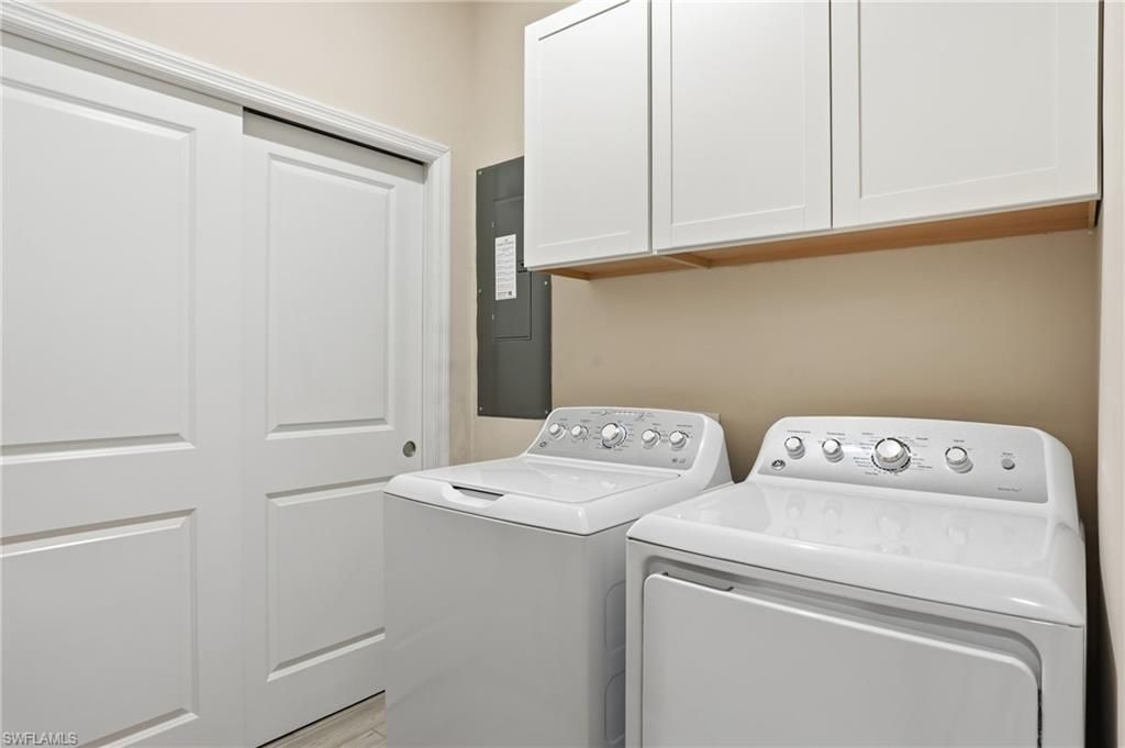 11861 Venetian Lagoon Dr, Unit 203, Fort Myers, FL 33913 Photo