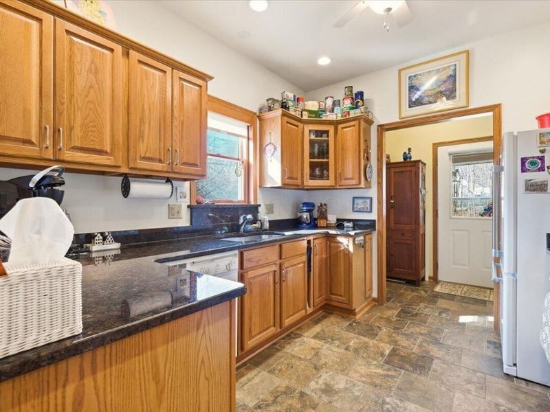 106 Meadow Lane, Gambier, OH 43022 Photo 16