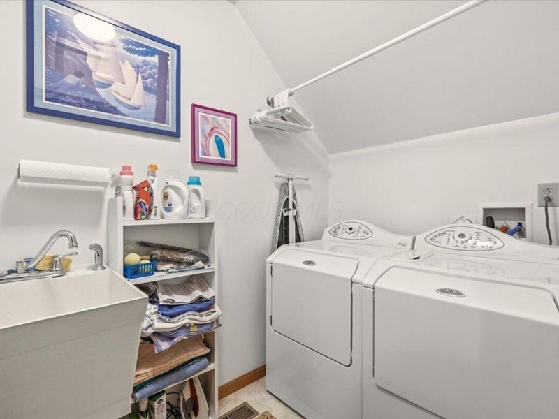 106 Meadow Lane, Gambier, OH 43022 Photo 24