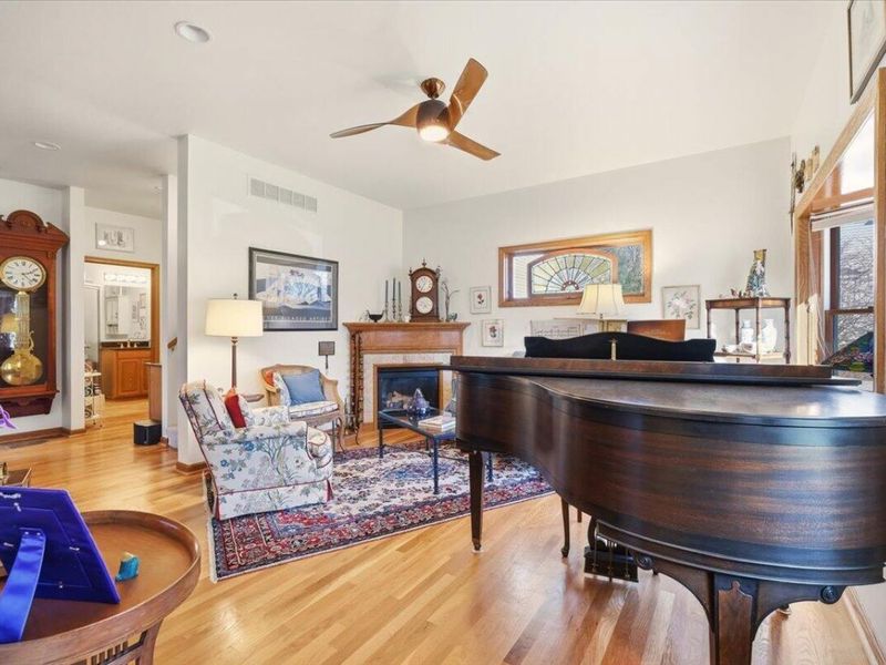 106 Meadow Lane, Gambier, OH 43022 Photo 8