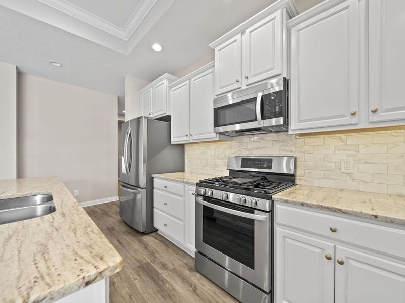 500 Stoneshire Loop, Unit 500, Pataskala, OH 43062 Photo 3