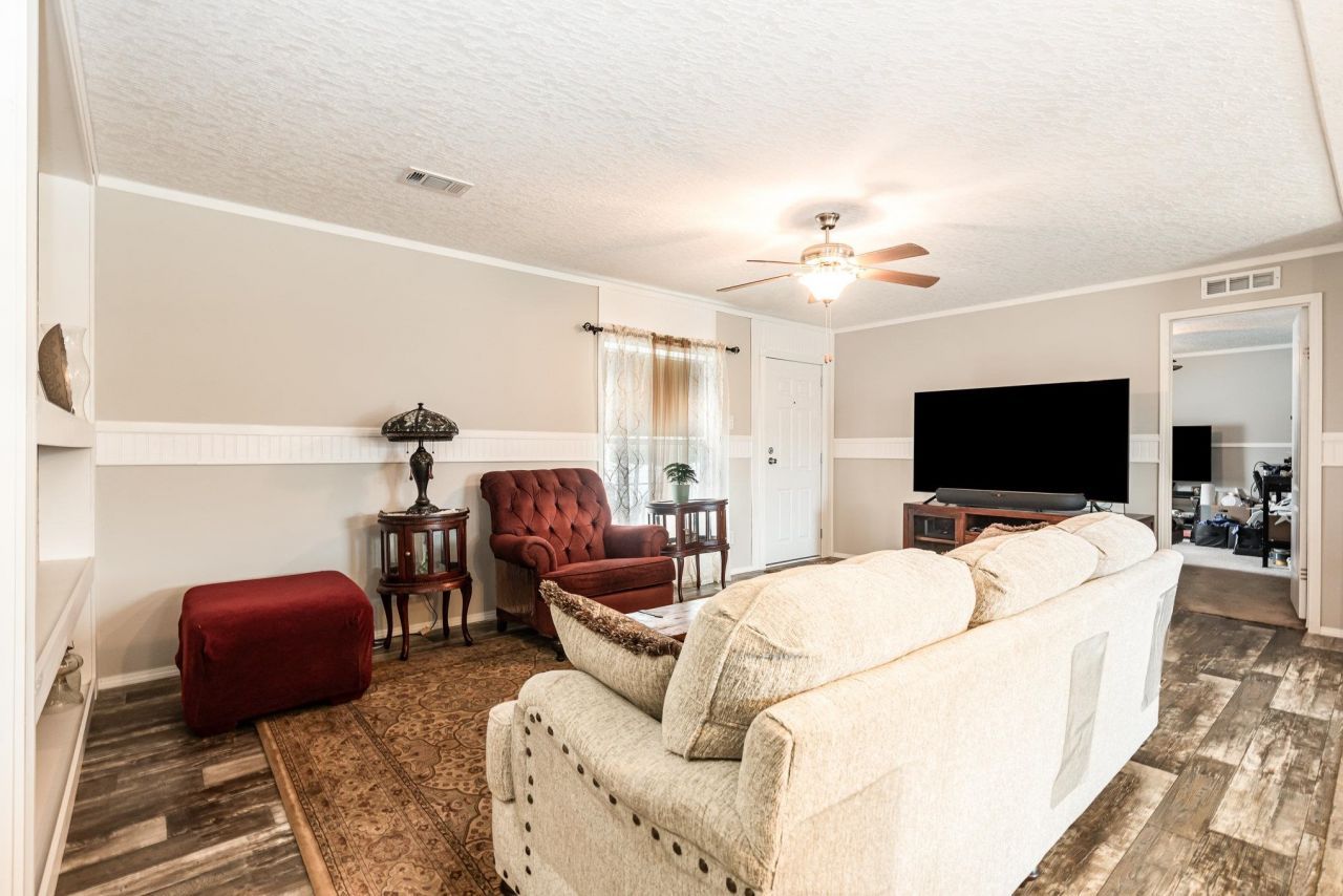 123 Shetland Woods Dr.  Photo 12