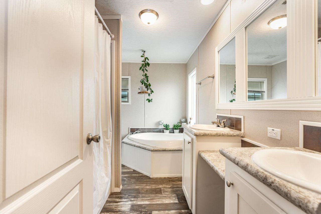 123 Shetland Woods Dr.  Photo 6