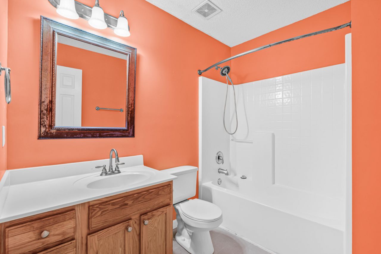 129 Ducane Street Photo 15