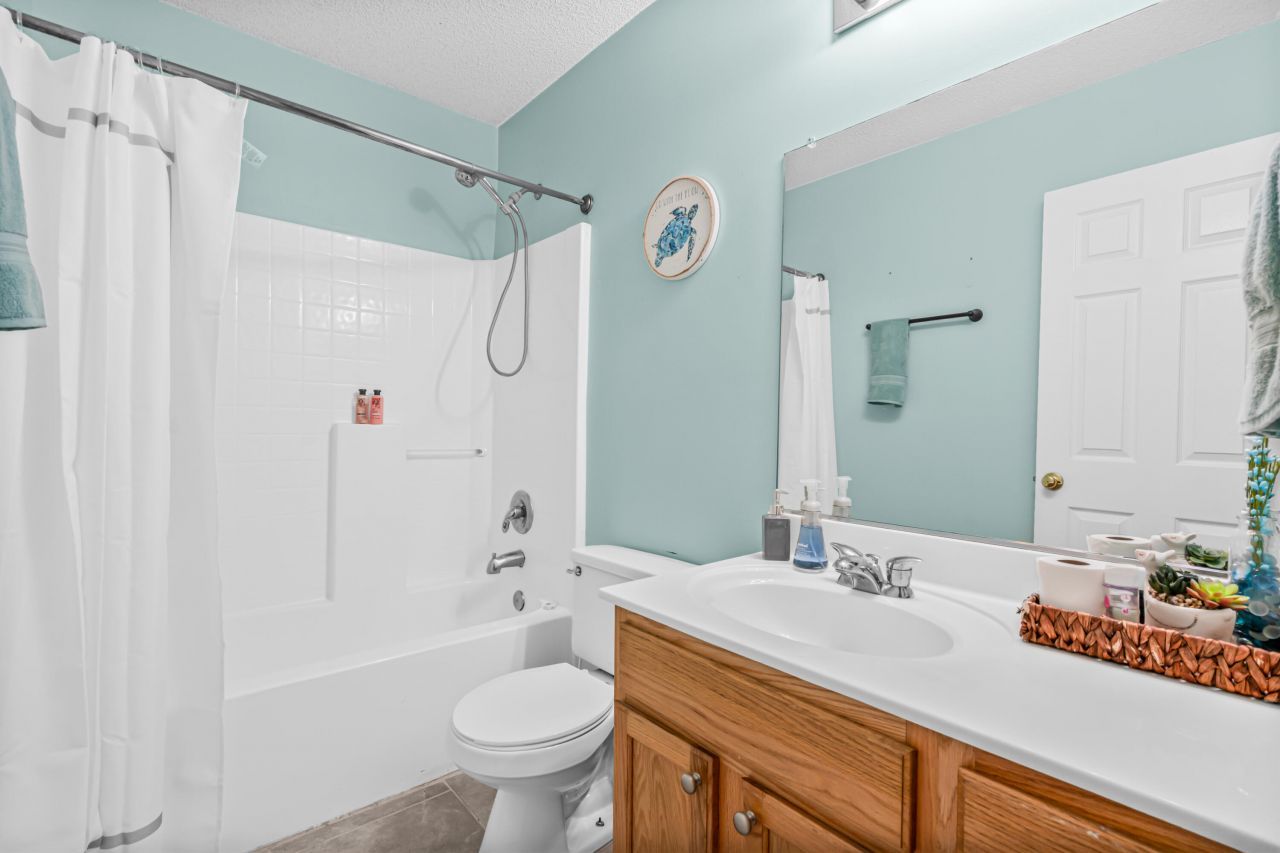 129 Ducane Street Photo 21