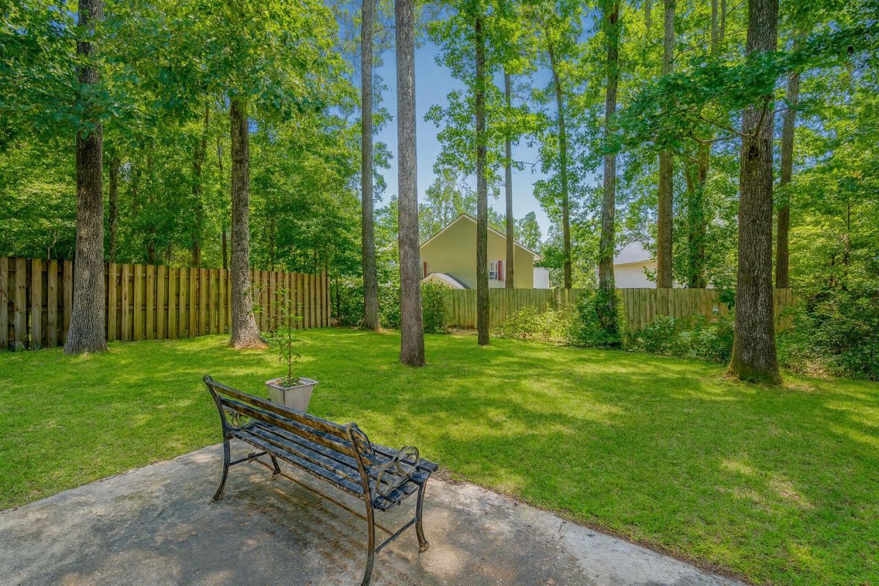 129 Ducane Street Photo 23