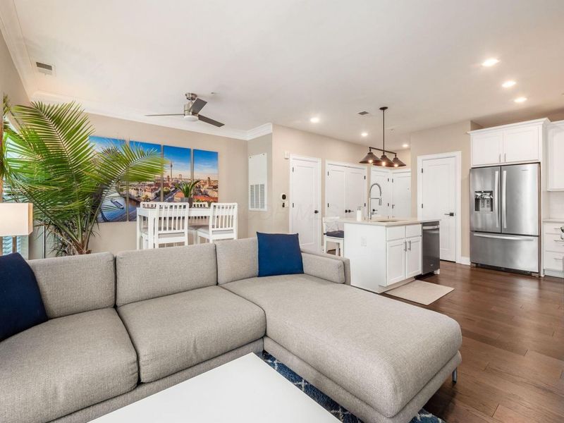 1670 E Broad Street , Unit 309, Columbus, OH 43203 Photo 13