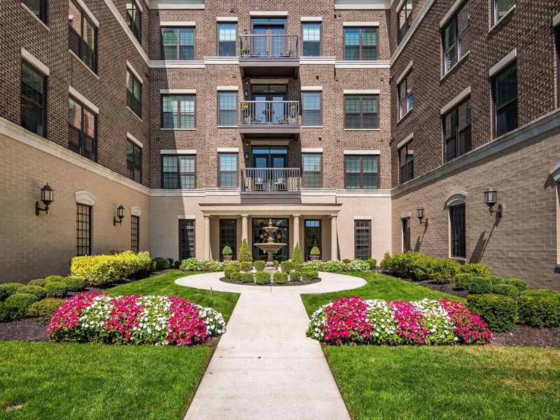 1670 E Broad Street , Unit 309, Columbus, OH 43203 Photo 2