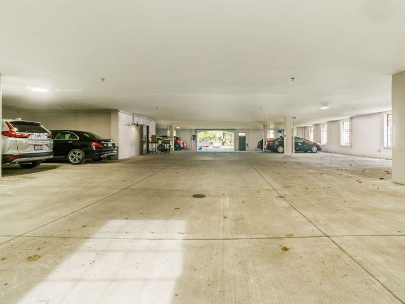 1670 E Broad Street , Unit 309, Columbus, OH 43203 Photo 28