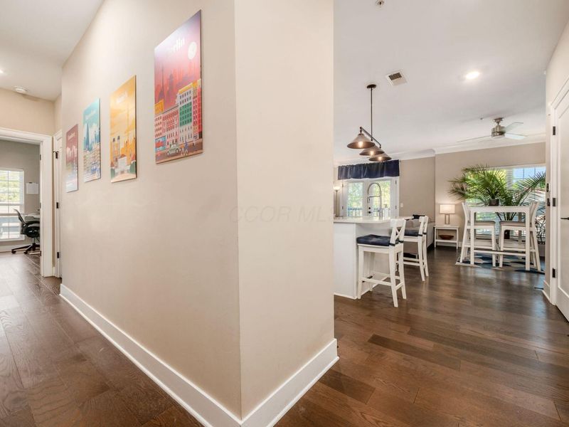 1670 E Broad Street , Unit 309, Columbus, OH 43203 Photo 5