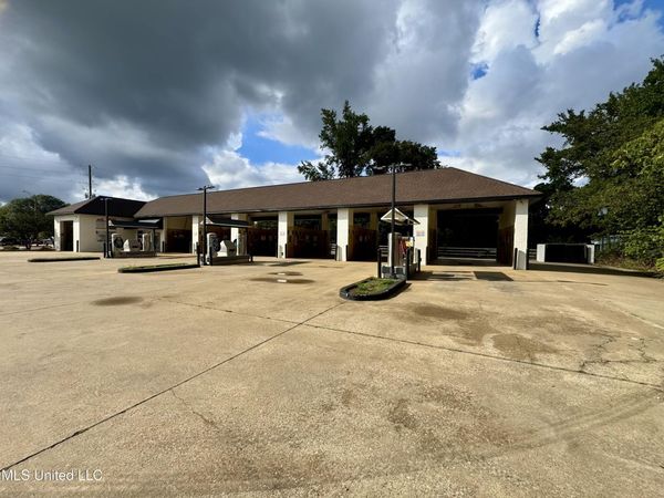 2934 S Hwy 51, Hernando, MS 38632