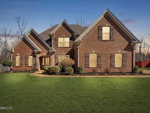 1884 W Keenlan Drive, Hernando, MS 38632