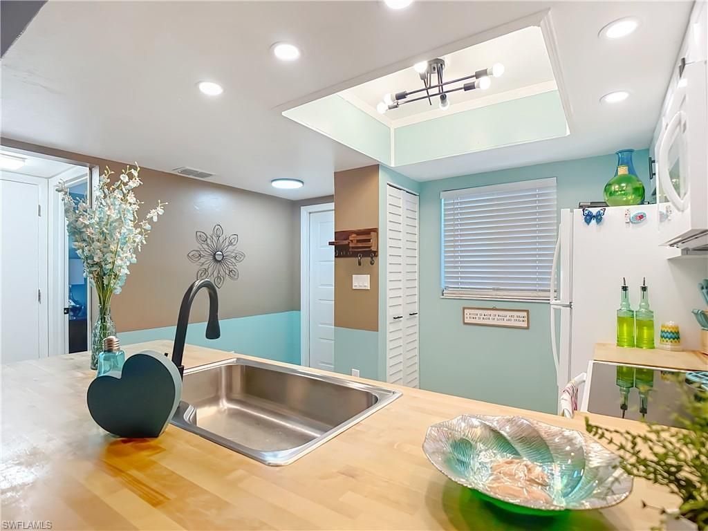 1201 Barrett Rd , Unit 1204, North Fort Myers, FL 33903 Photo