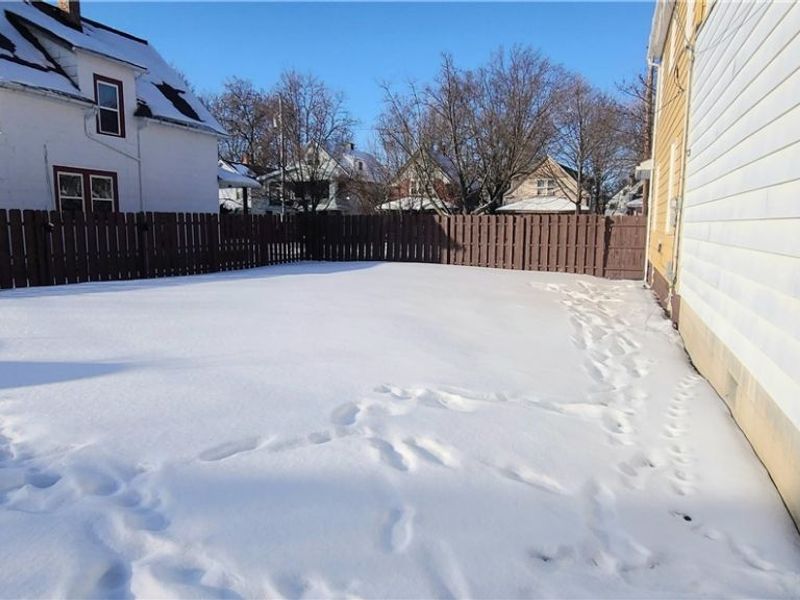 10732 Morison Avenue, Cleveland, OH 44108 Photo 3