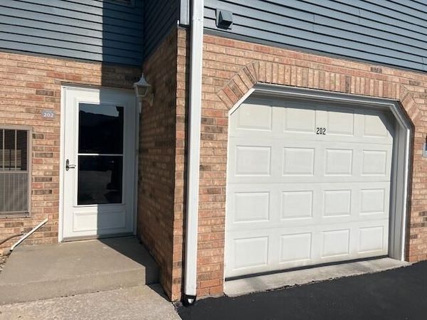 1315 N Sunnyslope Dr, Unit 202, Mount Pleasant, WI 53406