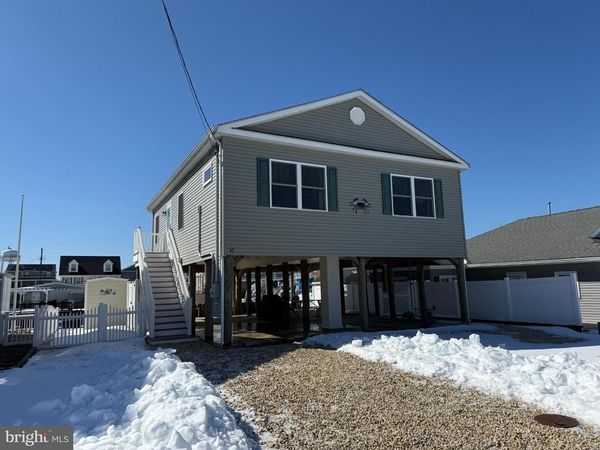 52 PHYLLIS LANE, MANAHAWKIN, NJ 08050