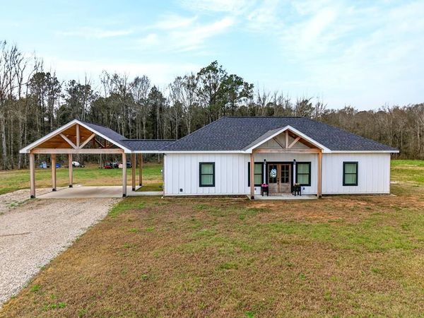 22 Jeremiah Lane, Picayune, MS 39466