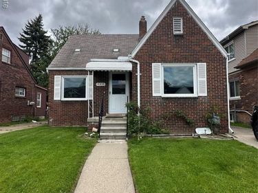 4616 CHOVIN Street, Dearborn, MI 48126