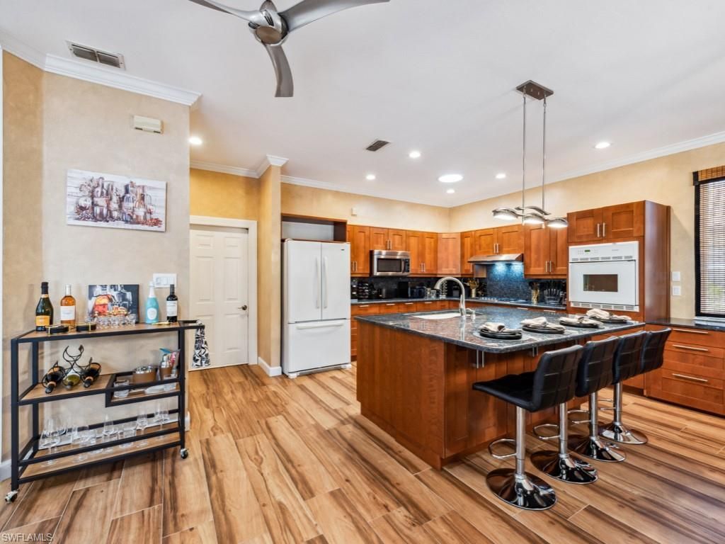127 Palmetto Dunes Cir, Naples, FL 34113 Photo