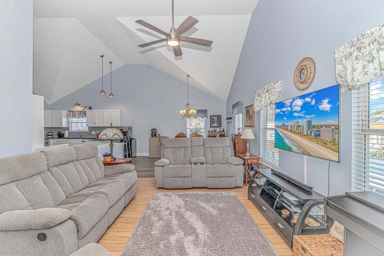 6001-1086 S Kings Hwy.  Photo 12