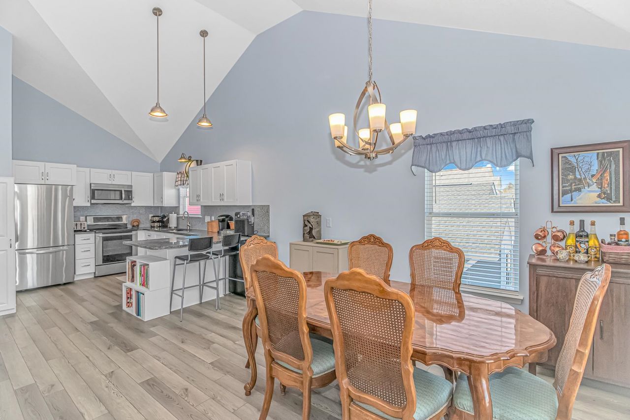 6001-1086 S Kings Hwy.  Photo 13