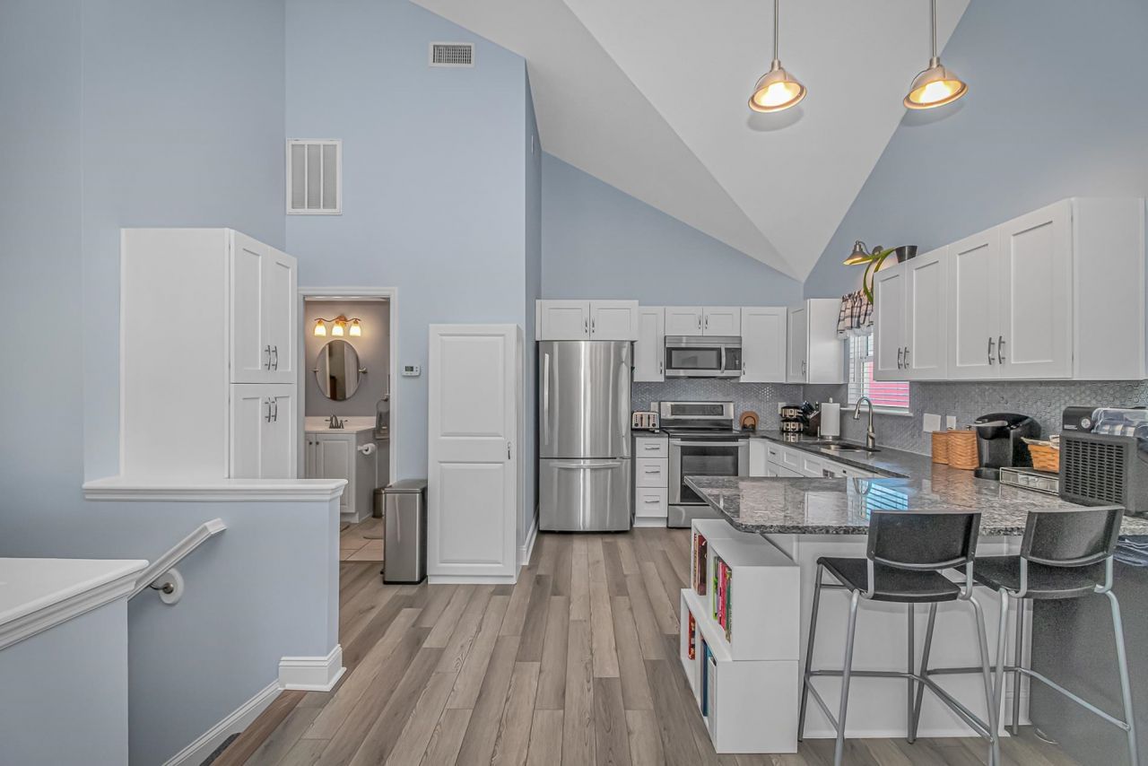 6001-1086 S Kings Hwy.  Photo 14