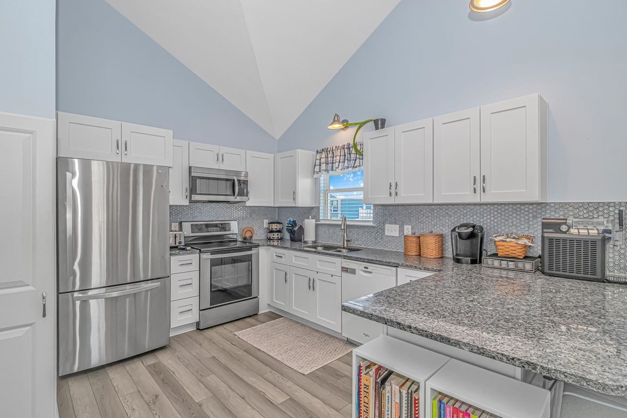 6001-1086 S Kings Hwy.  Photo 15