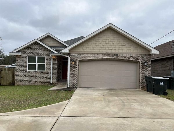 12521 Lillian Hwy, Pensacola, FL 32506